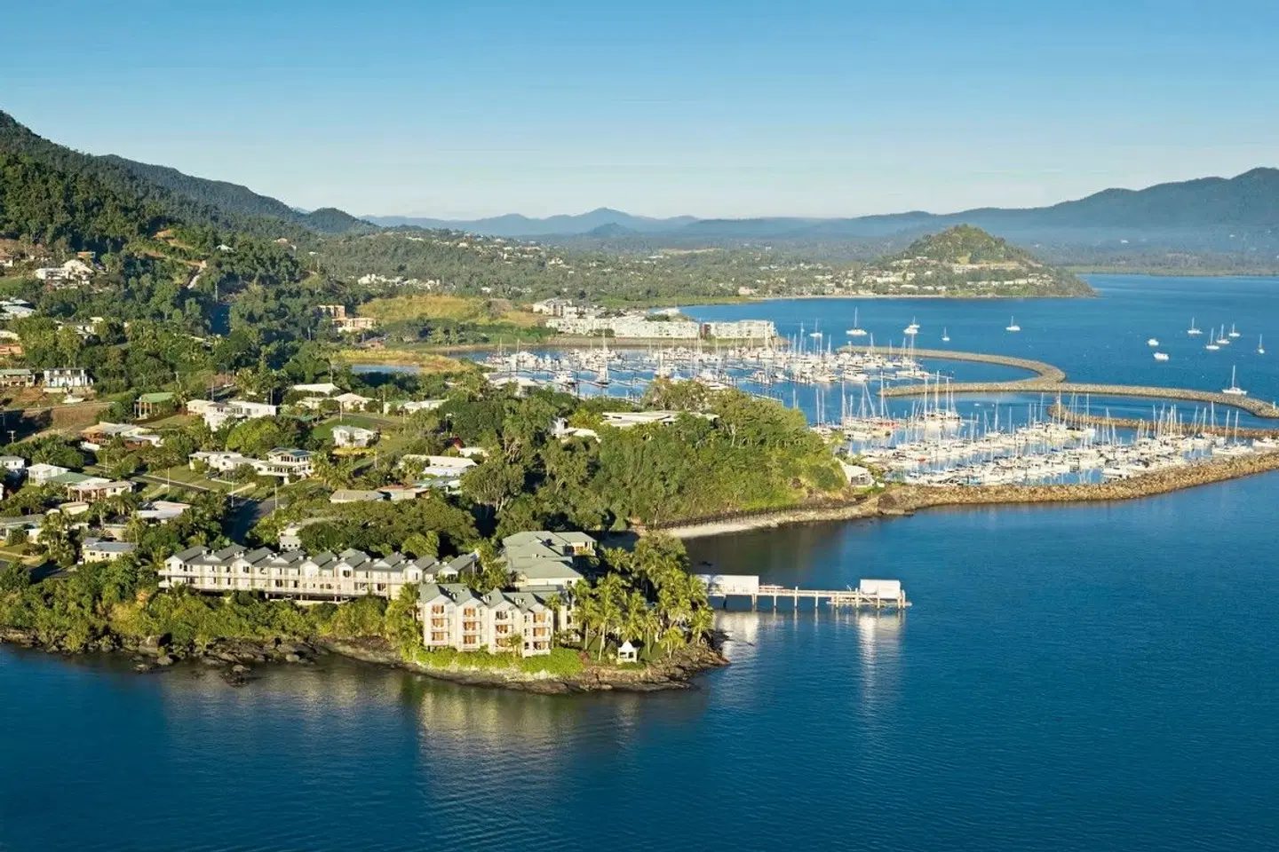 Coral Sea Resort LANDSCAPE