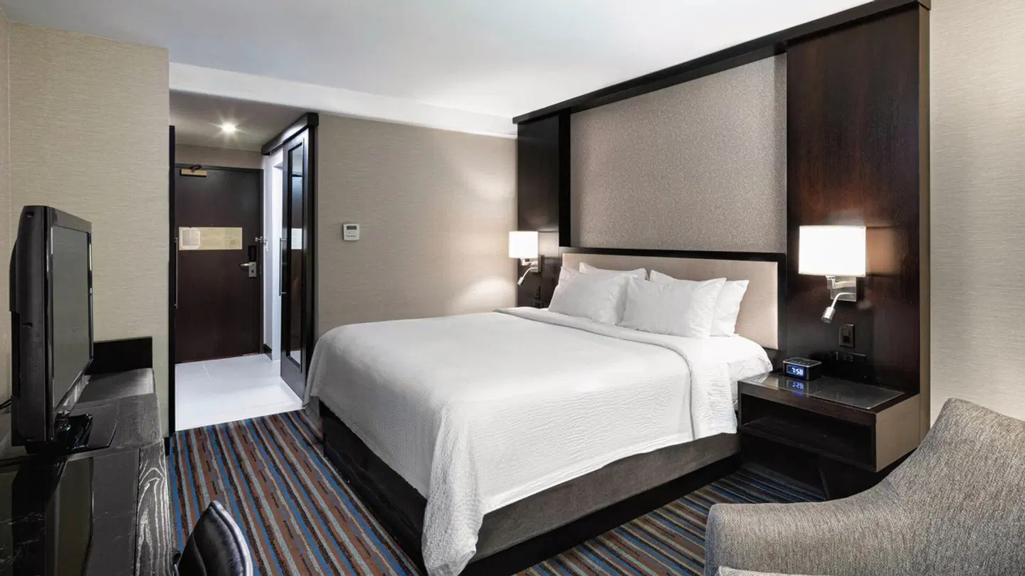 Courtyard by Marriott New York Manhattan/Times Square ROOM_EXAMPLE