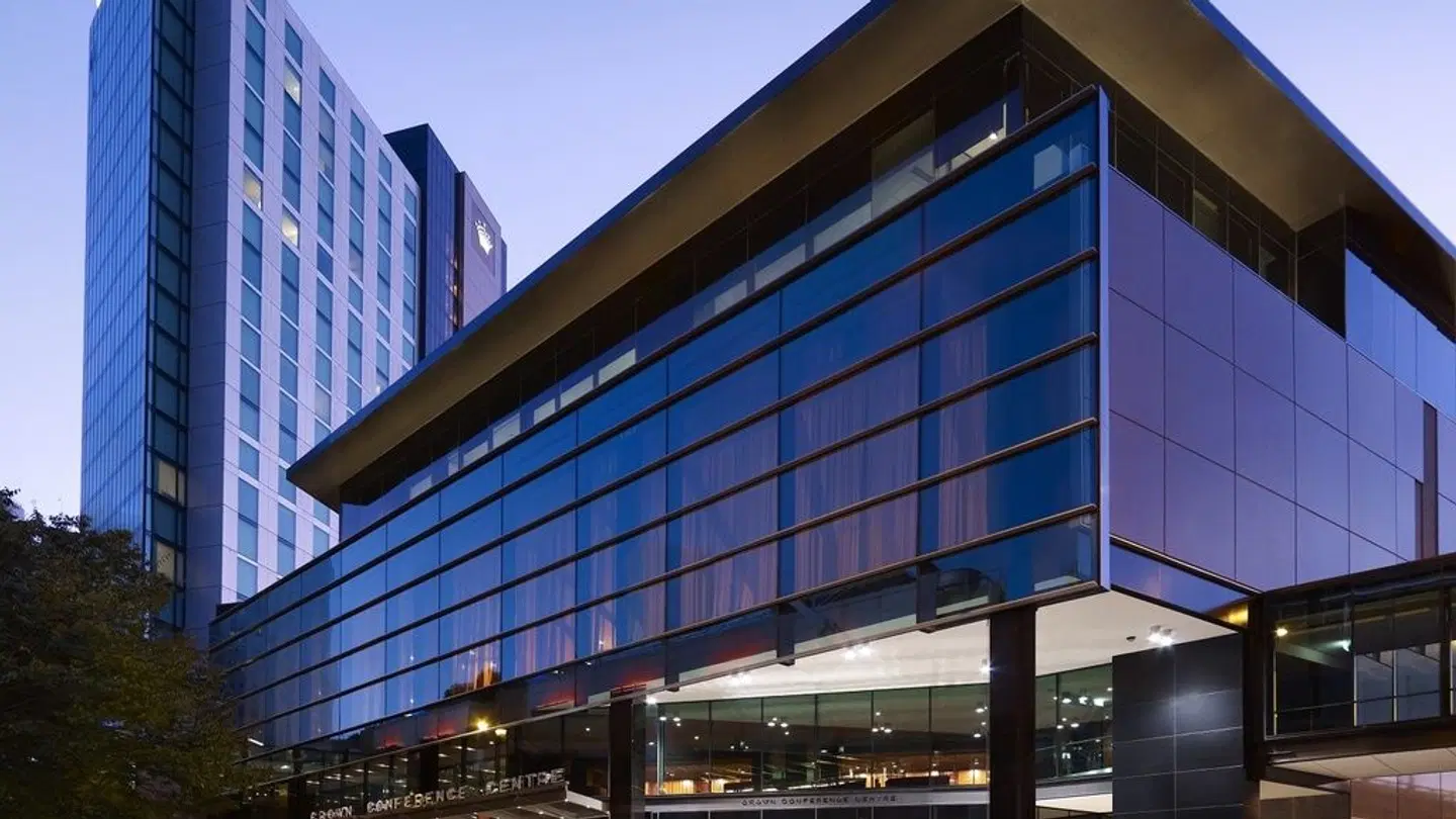 Crown Promenade Melbourne EXTERIOR