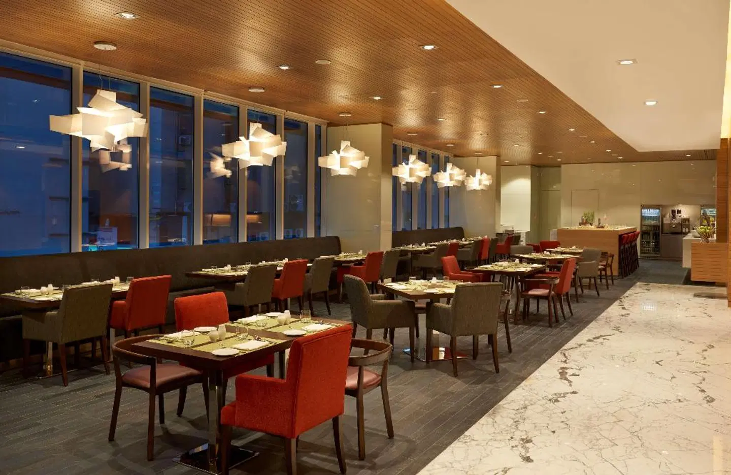 Hyatt Place Dubai/Baniyas Square Restaurant
