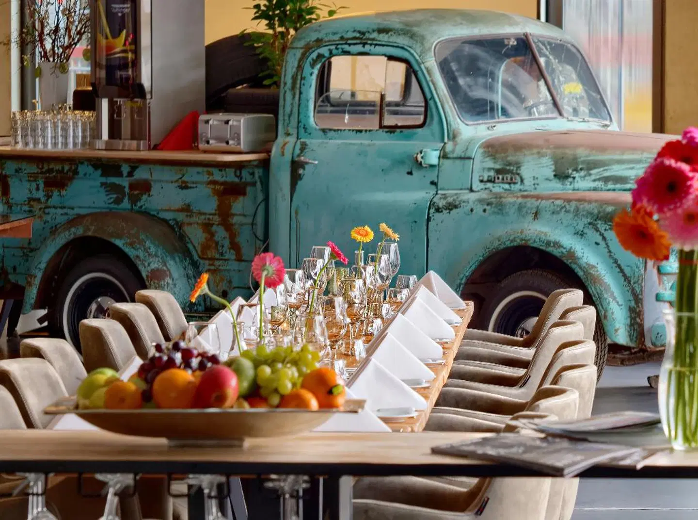 V8 Hotel Classic Motorworld Region Stuttgart Restaurant