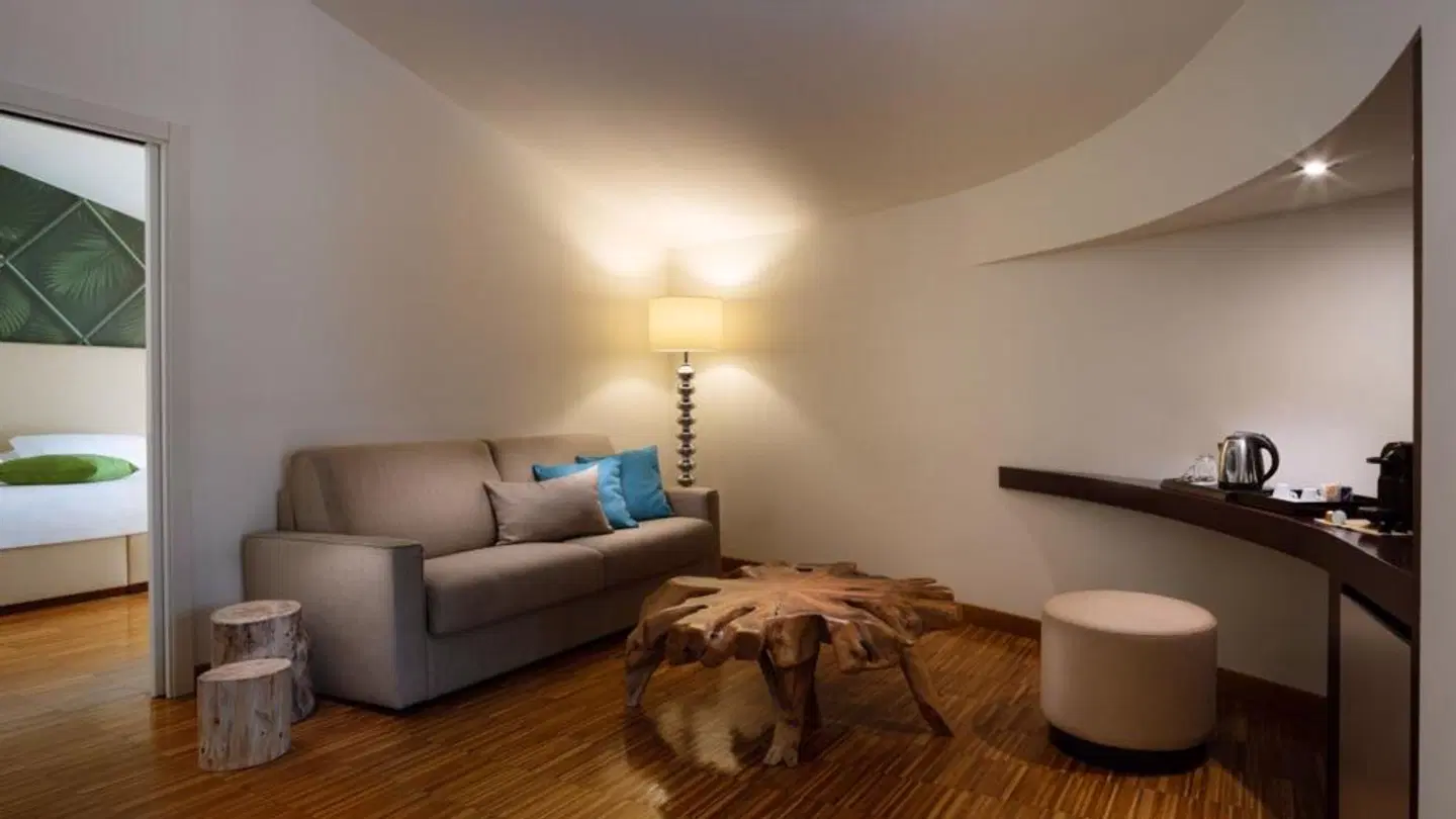 Astoria Park Hotel ROOM_EXAMPLE