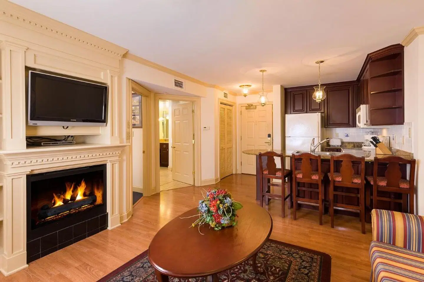 Westgate Historic Williamsburg Resort ROOM_EXAMPLE