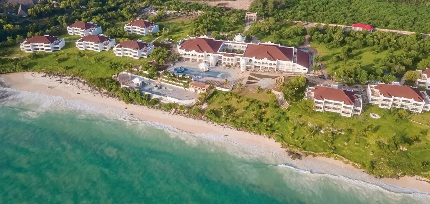 Shukran Palace EXTERIOR