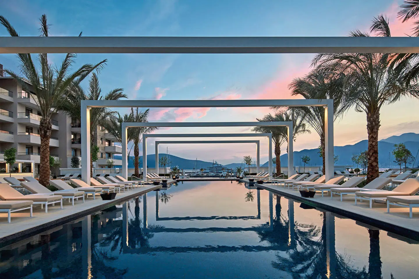 Regent Porto Montenegro Terrasse