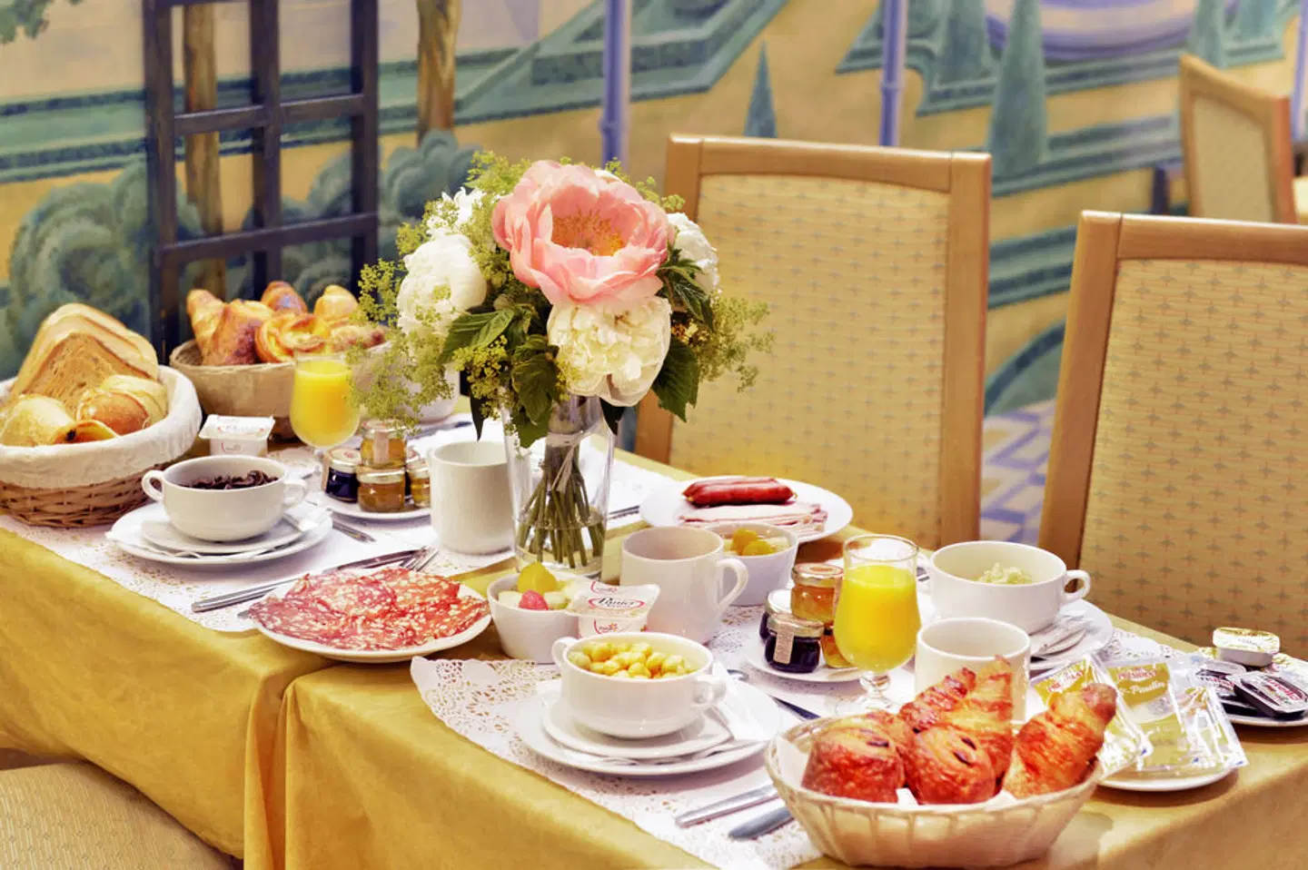 Hotel Suites Unic Renoir St Germain Restaurant