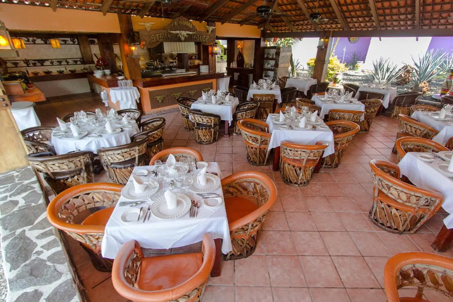 Decameron Los Cocos Restaurant