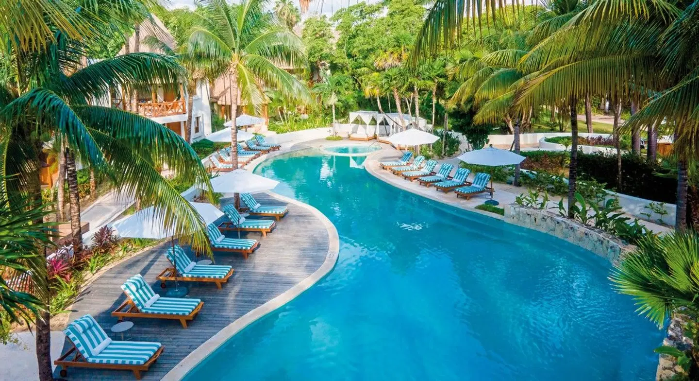 Mahekal Beach Resort OUTDOOR_POOL