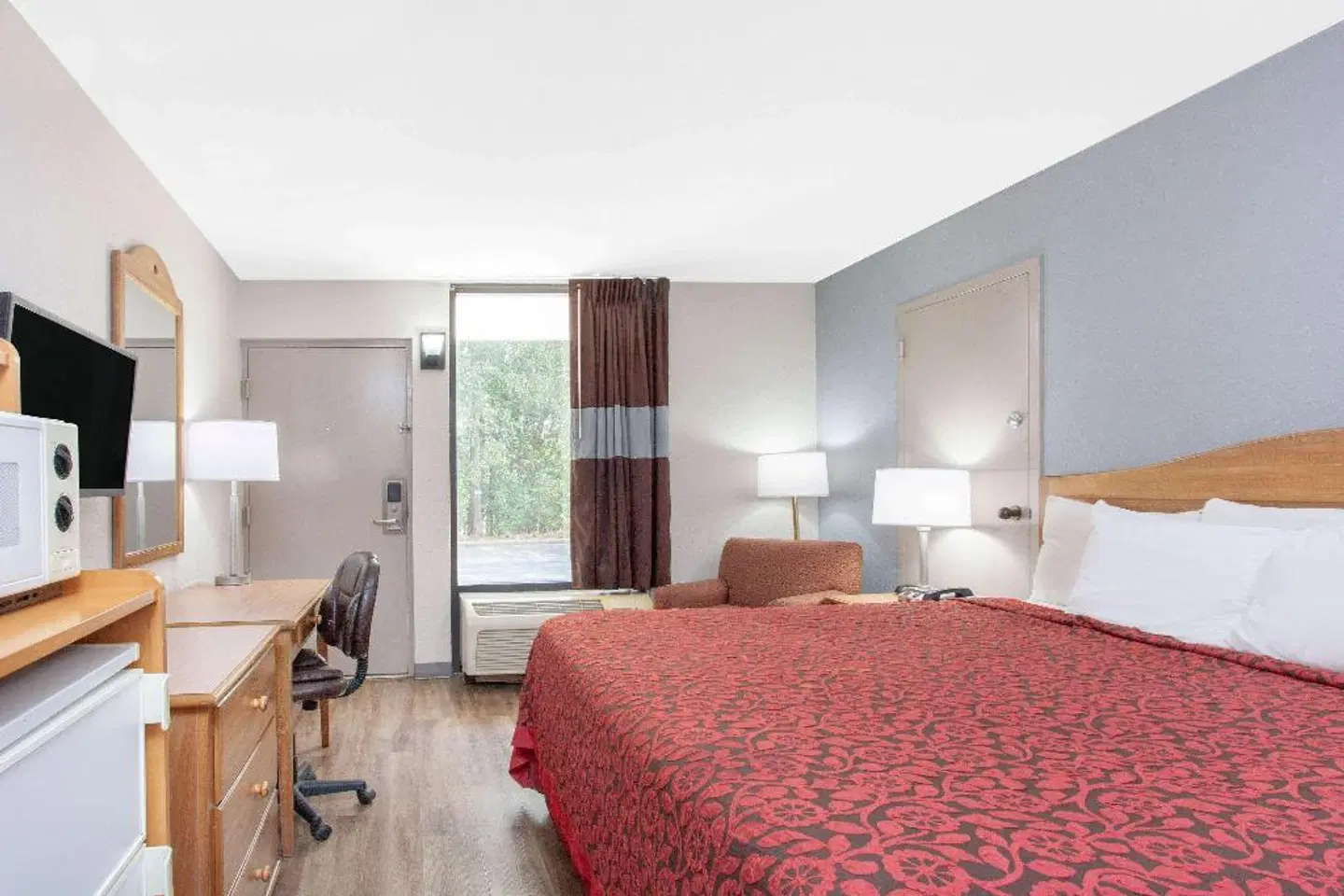 Days Inn by Wyndham Clinton / Laurens I-26 ROOM_EXAMPLE