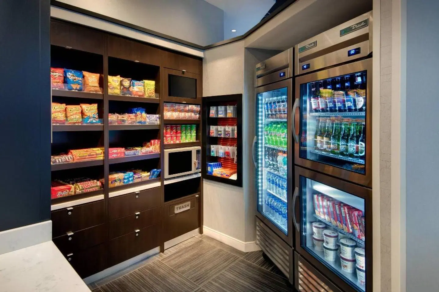 Courtyard by Marriott Atlanta Downtown Bar