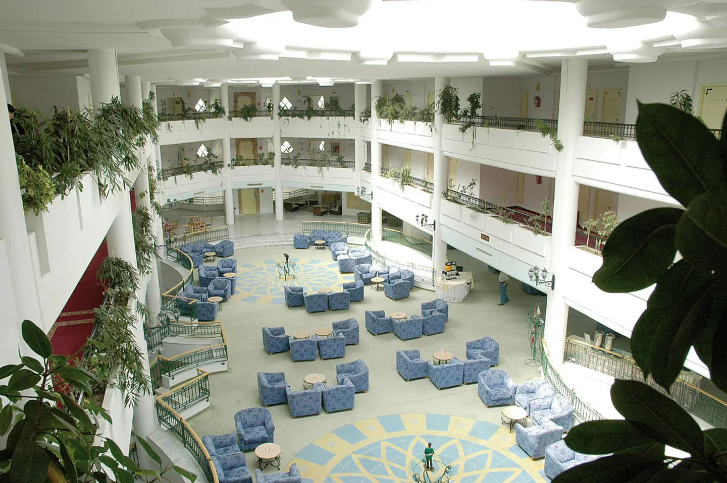 El Mouradi Skanes MODEL_IMPRESSION