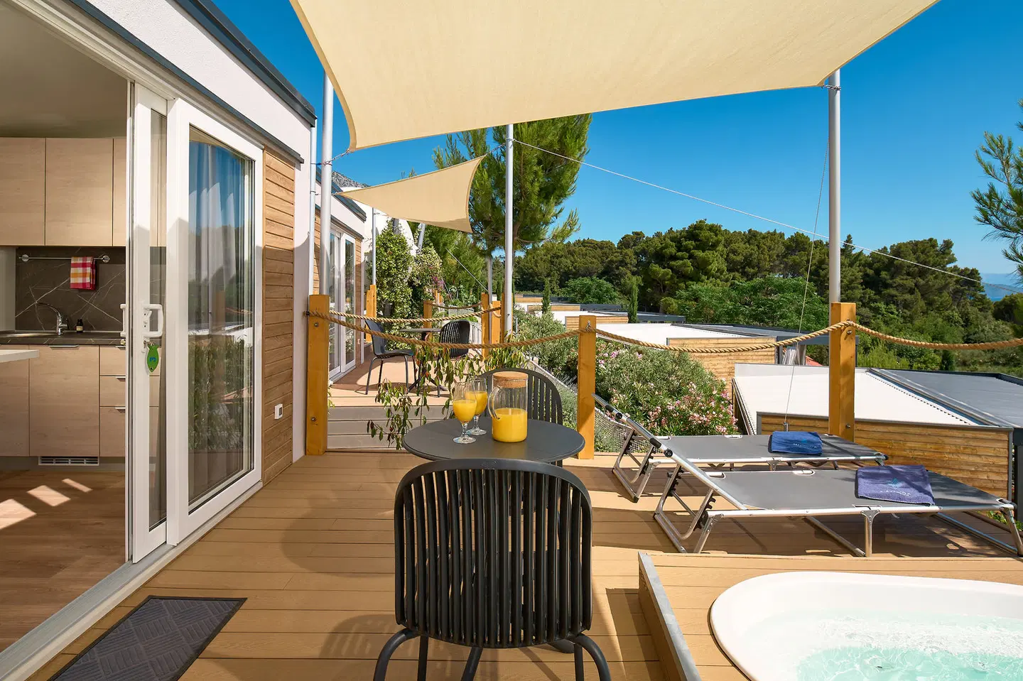 Medora Orbis Luxury Homes & Camping Terrasse