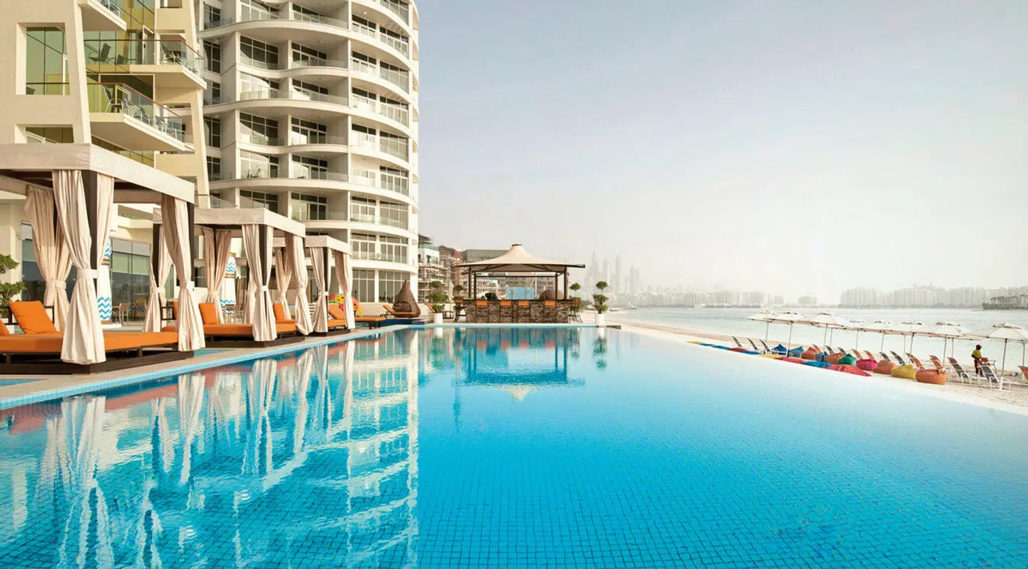 Royal Central Hotel and Resort The Palm OUTDOOR_POOL