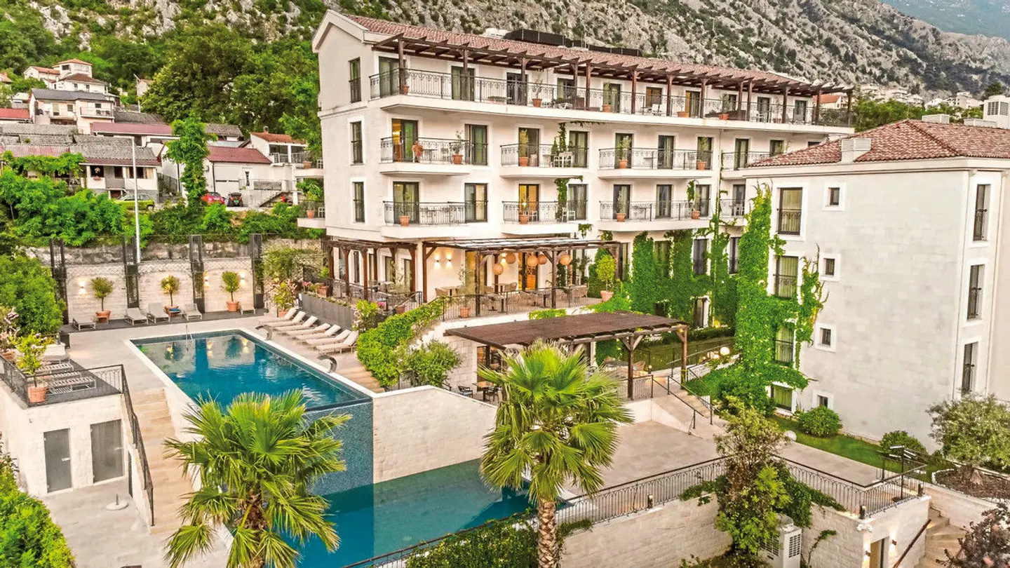 HUMA Kotor Bay Hotel & Villas EXTERIOR