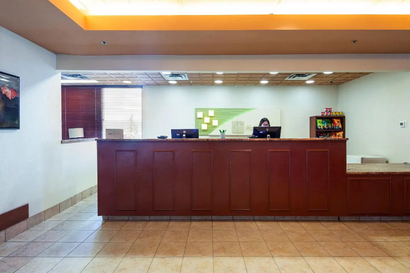 Holiday Inn Hinton LOUNGE_LOBBY