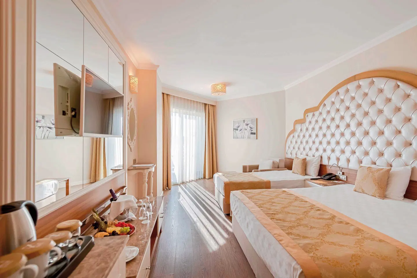 Side Premium ROOM_EXAMPLE