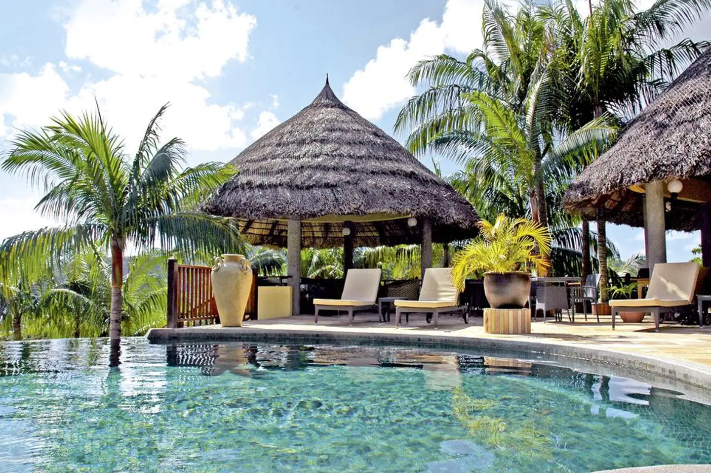 Valmer Resort OUTDOOR_POOL