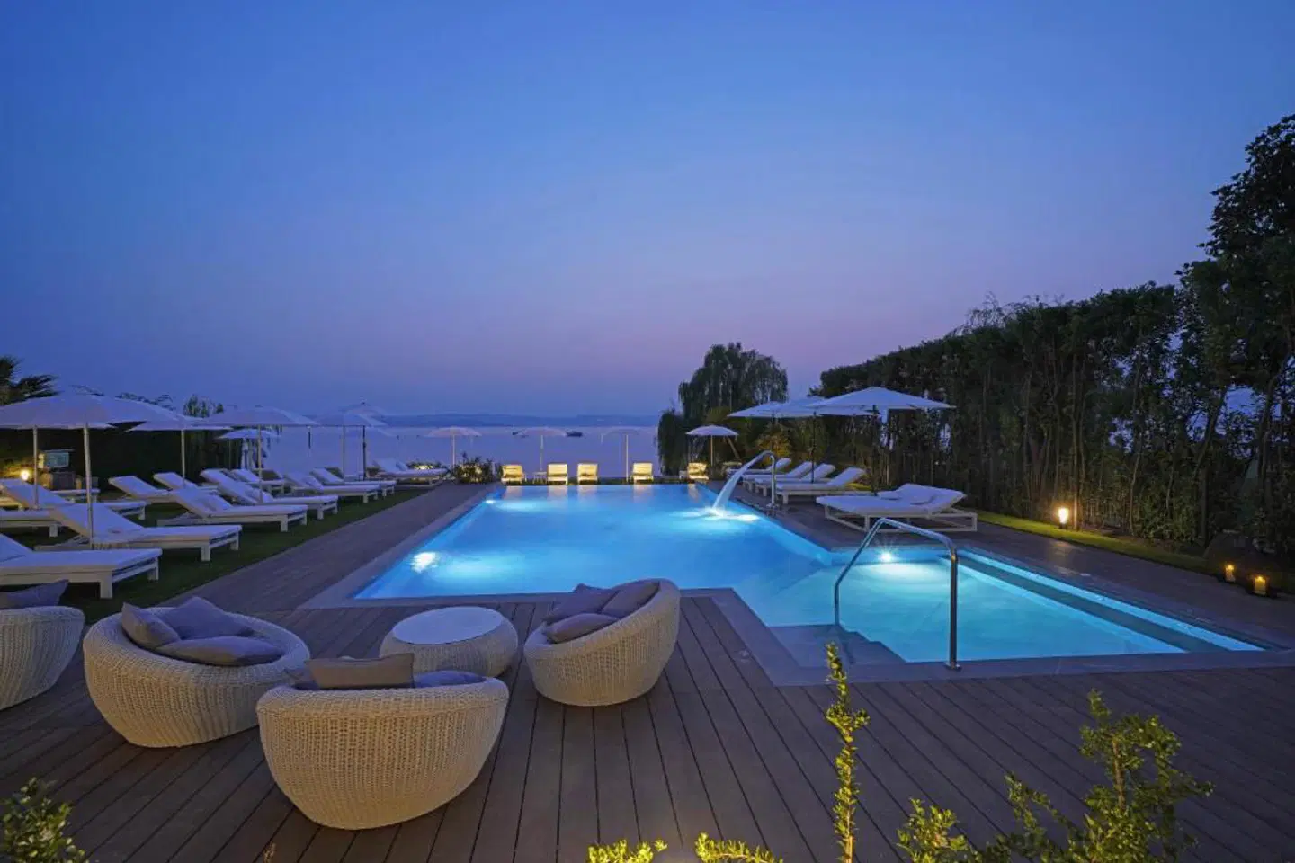 Hotel Unico By Dori OUTDOOR_POOL