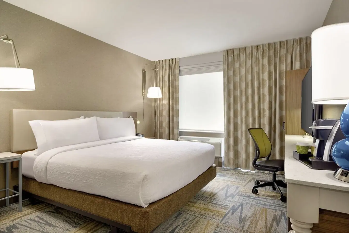 Hilton Garden Inn New York Times Square South ROOM_EXAMPLE