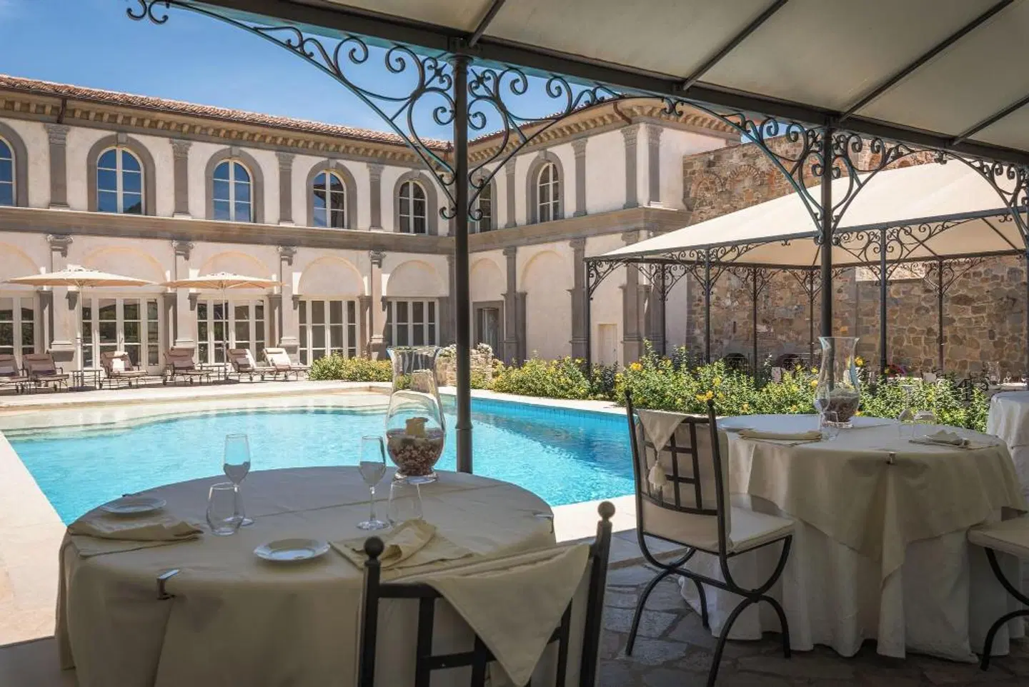 Relais La Corte dei Papi OUTDOOR_POOL