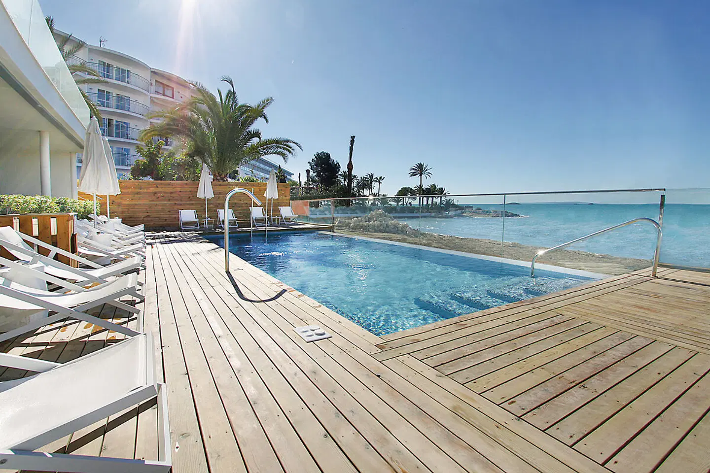 BG Naútico Ebeso OUTDOOR_POOL