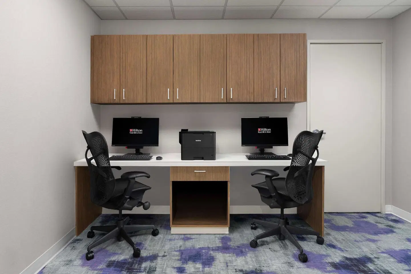 Hilton Garden Inn Calgary Airport ROOM_EXAMPLE