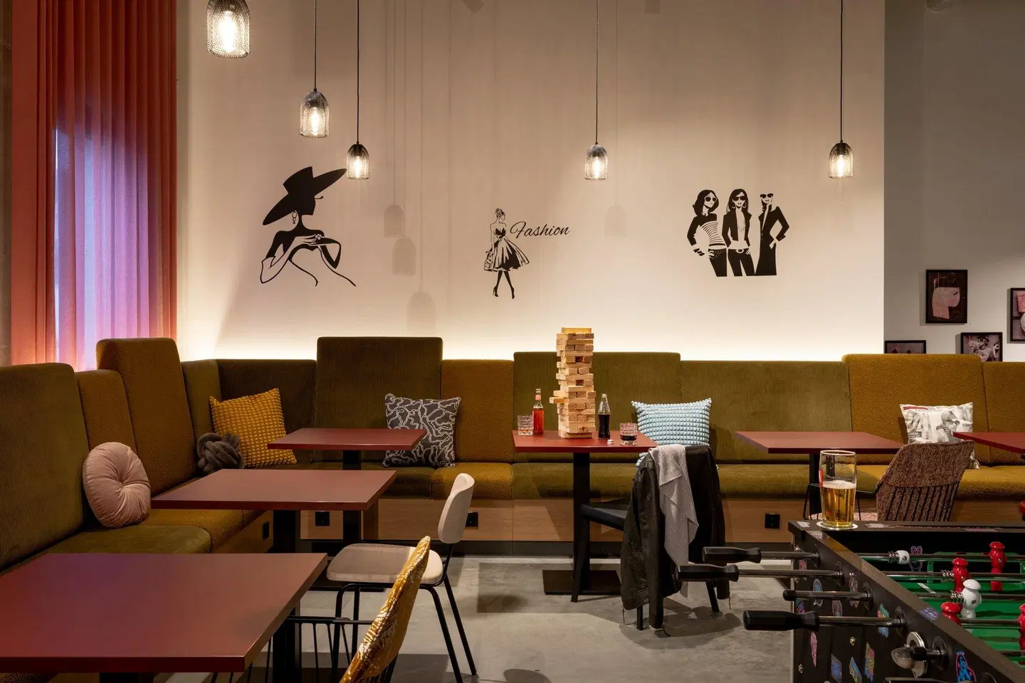 Moxy Outletcity Metzingen Bar