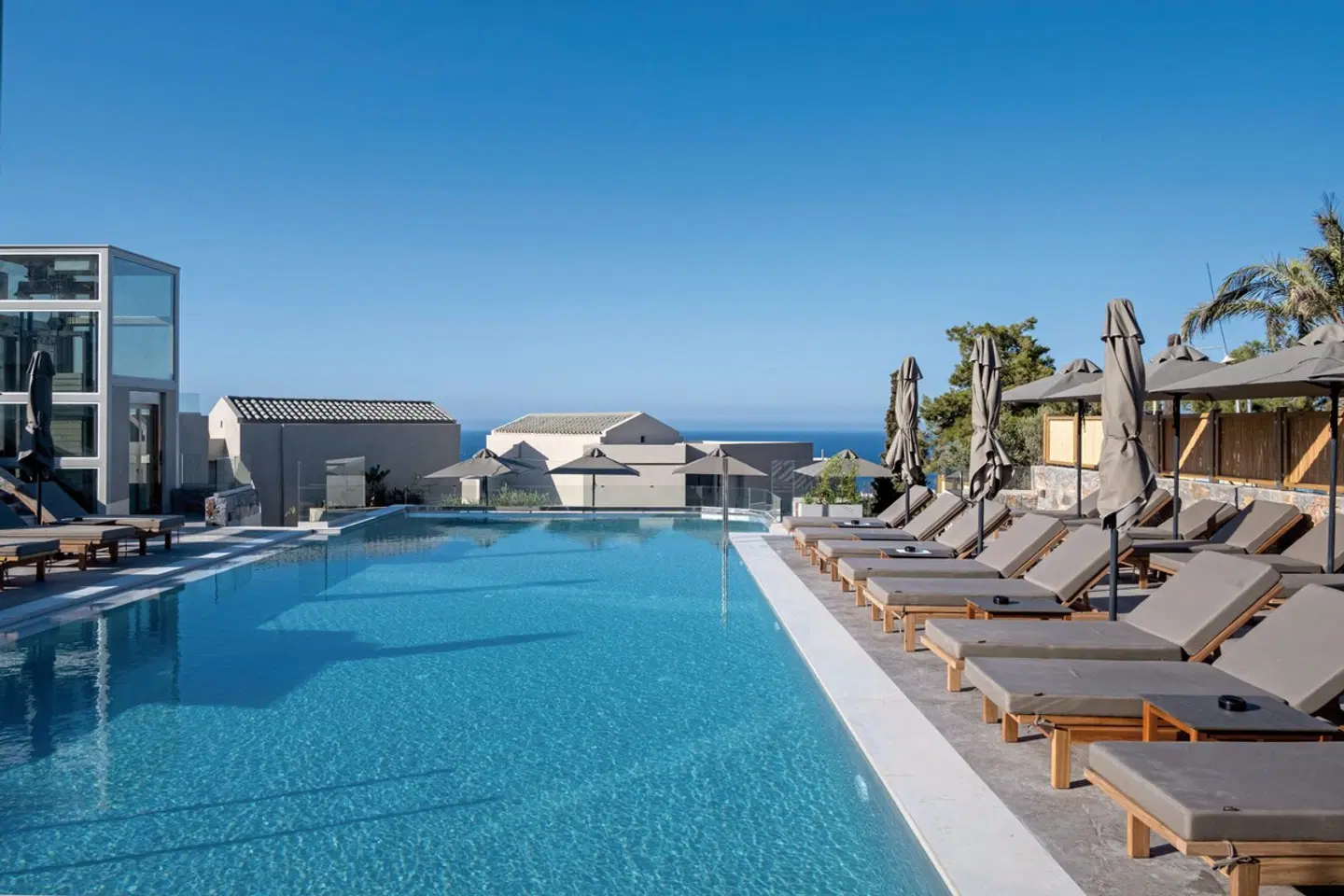 Galaxy Suites Boutique Resort OUTDOOR_POOL