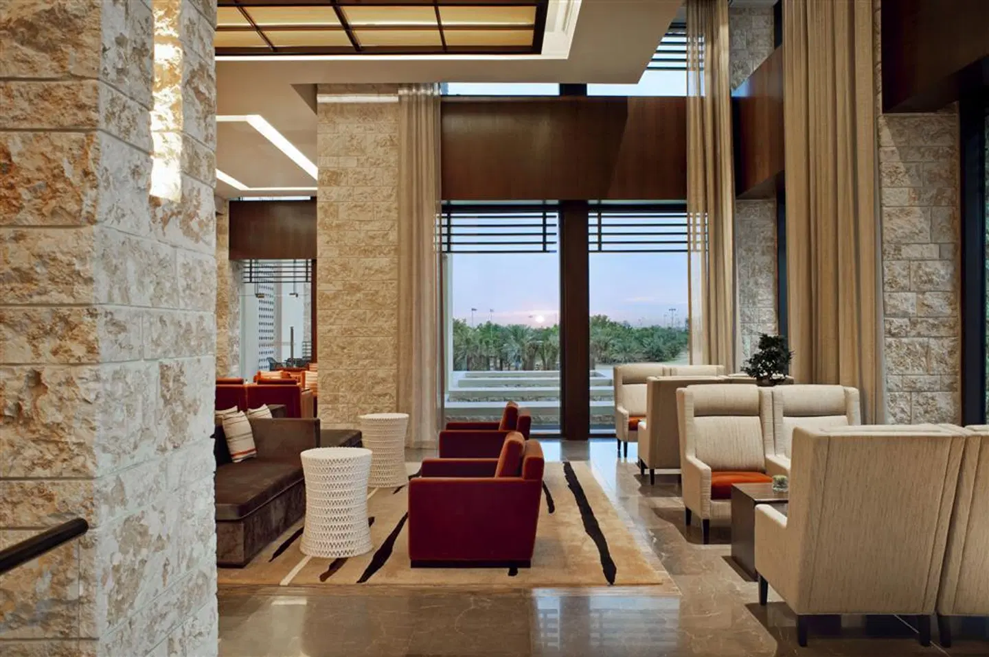 VOGO Abu Dhabi Golf Resort & Spa LOUNGE_LOBBY