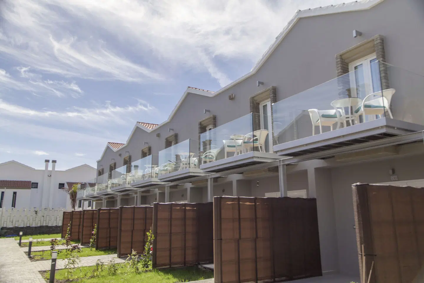 LIVVO Los Calderones EXTERIOR