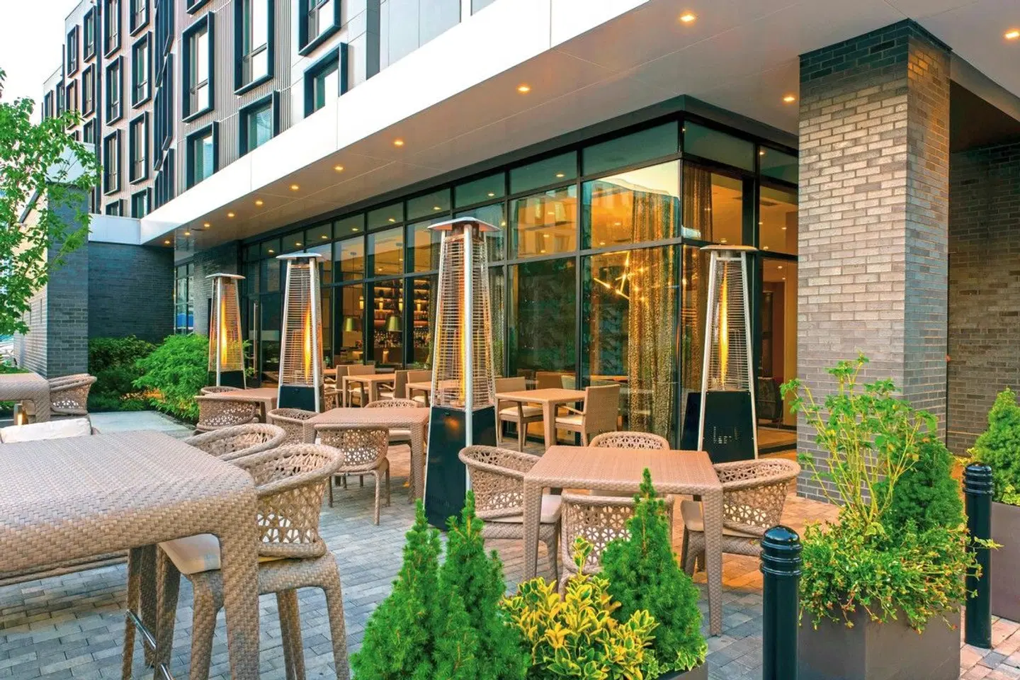 AC Hotel by Marriott Boston Downtown Terrasse