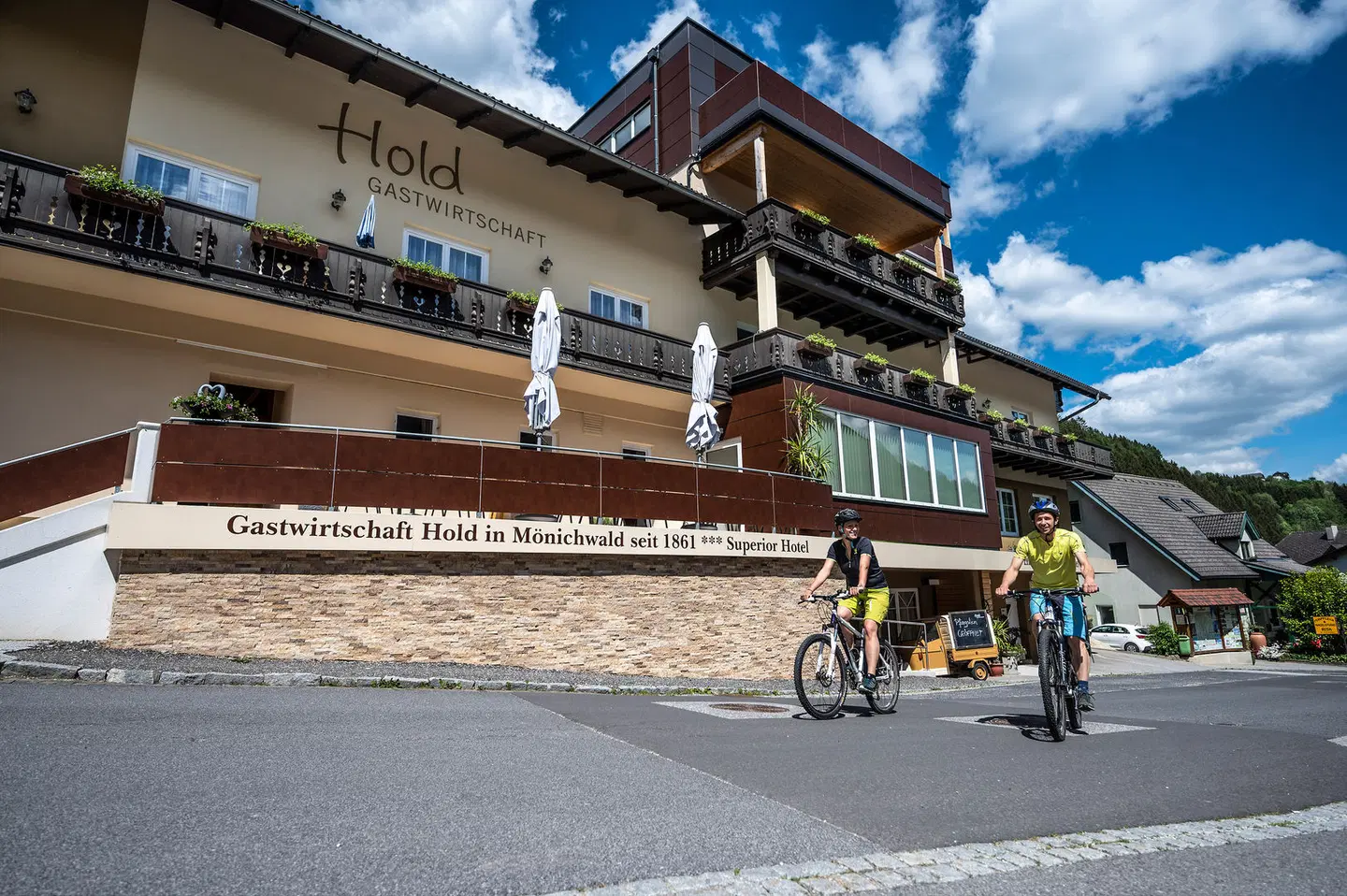 Gastwirtschaft Hold EXTERIOR