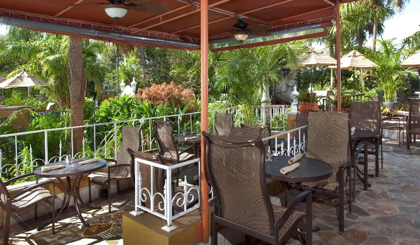 Embassy Suites by Hilton Fort Lauderdale - 17th Street Terrasse