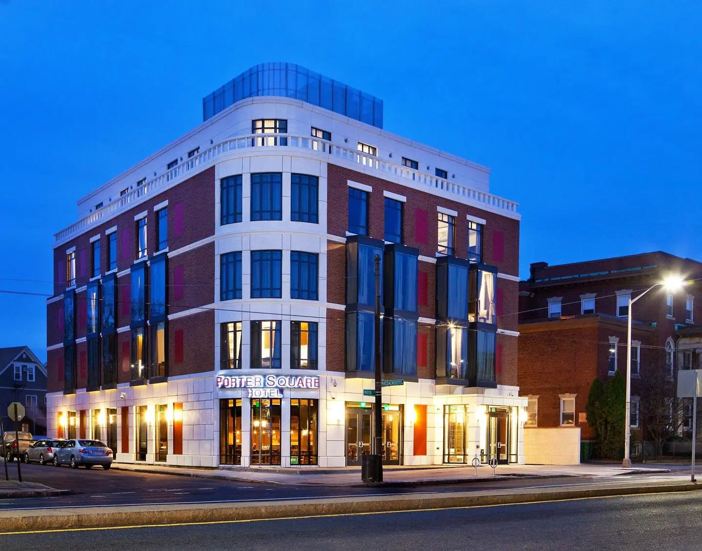 Porter Square Hotel EXTERIOR