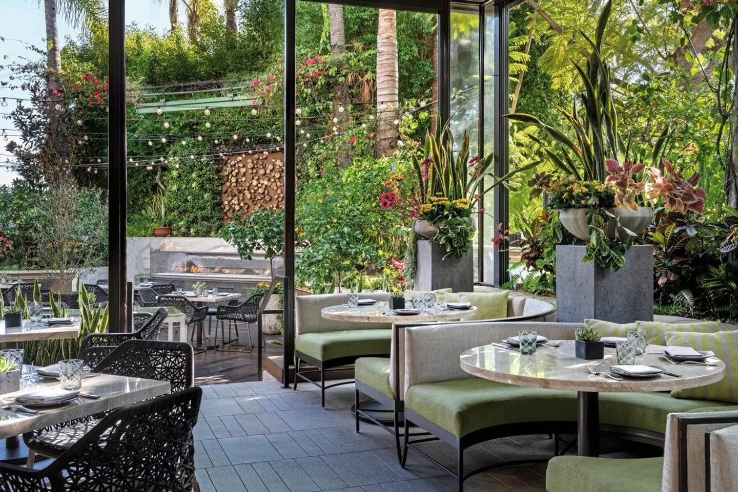 Four Seasons Hotel Los Angeles at Beverly Hills Restaurant