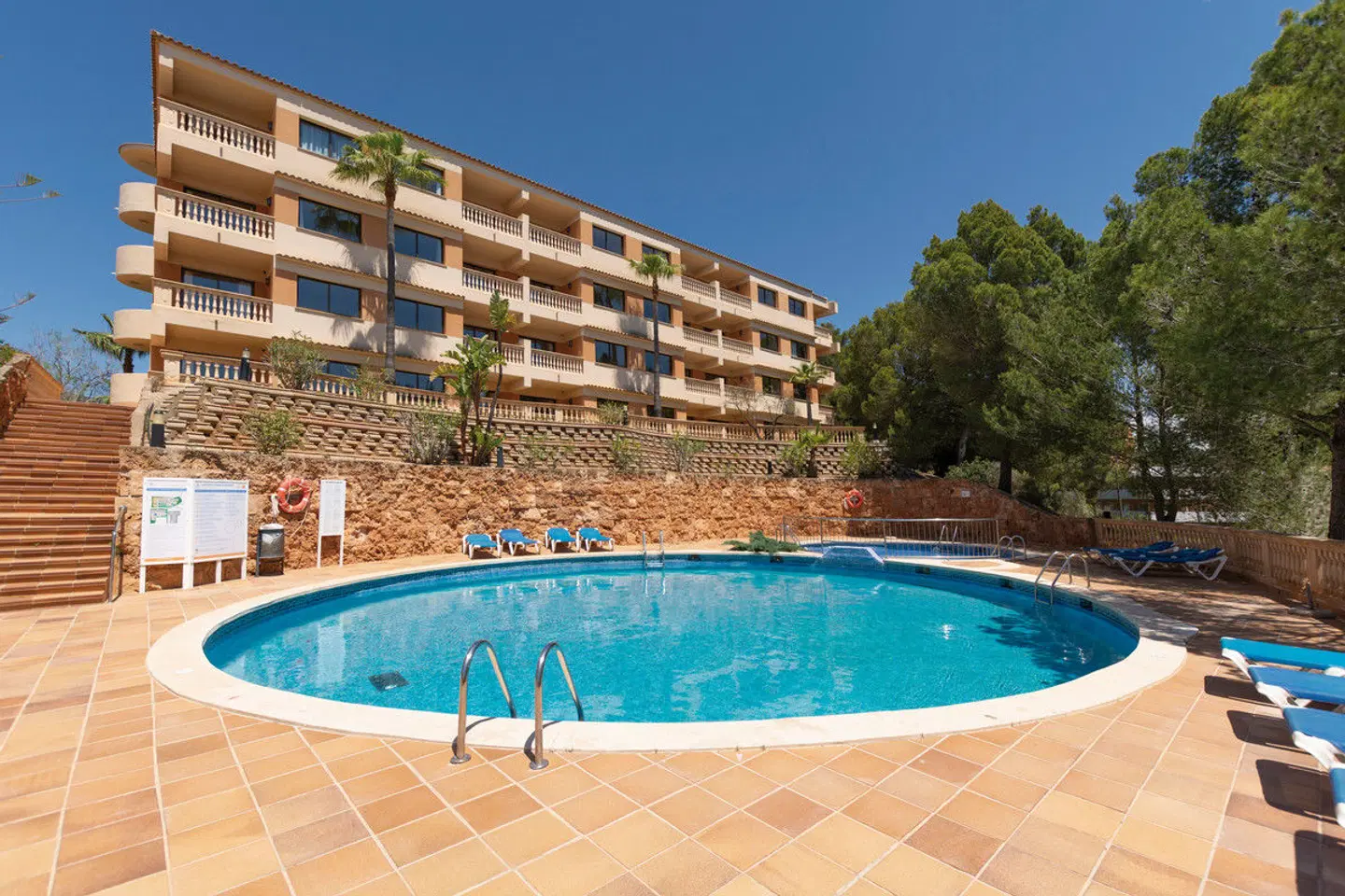 Mar Hotels Paguera & Spa OUTDOOR_POOL