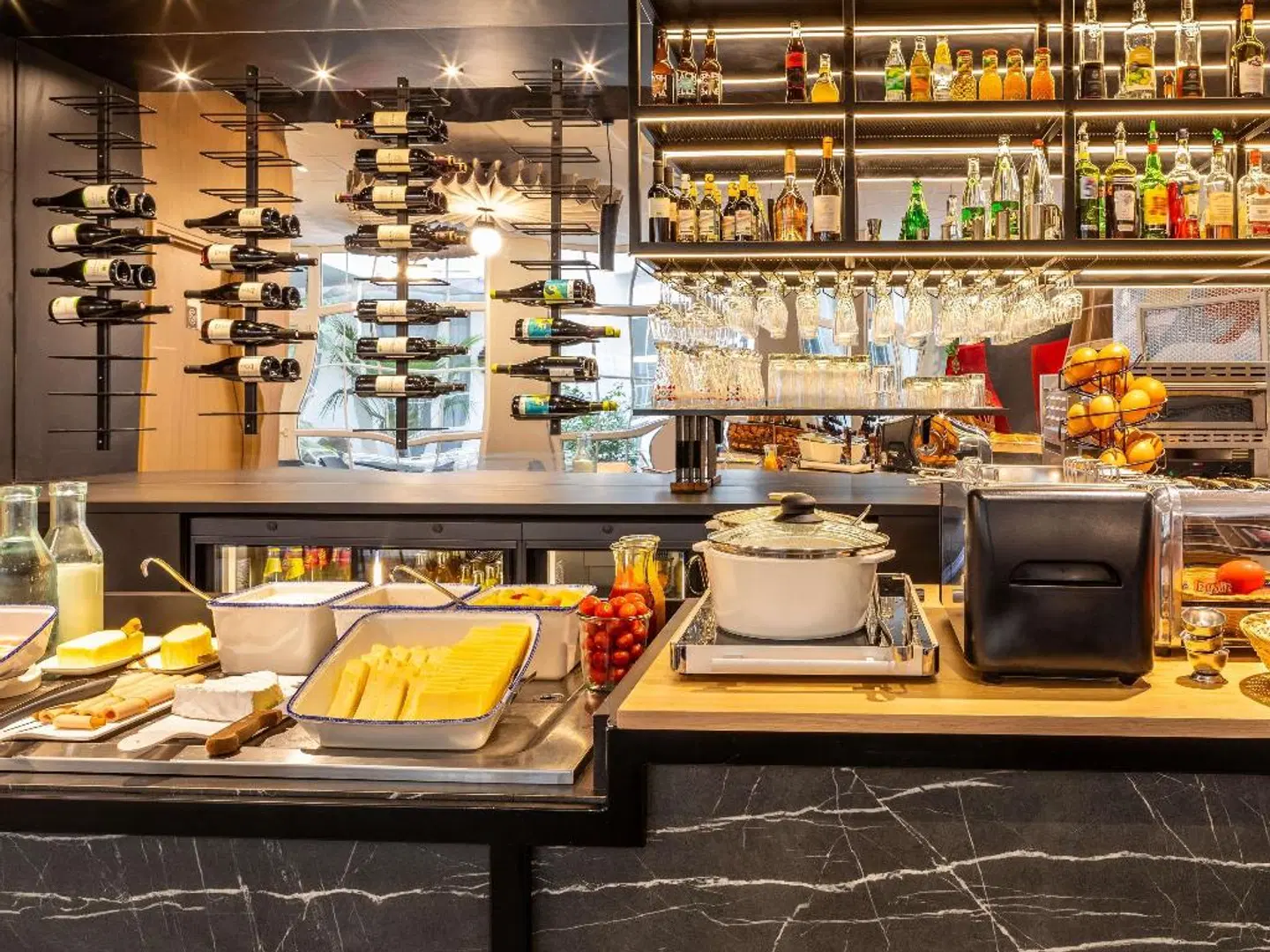 ibis Paris Ornano Montmartre North 18th Restaurant