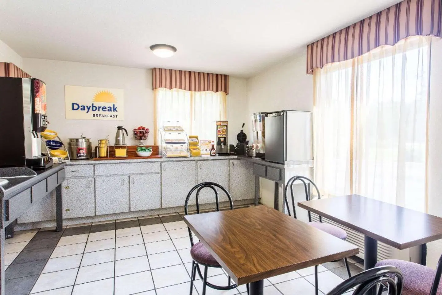 Days Inn by Wyndham Lake City I-10 Bar