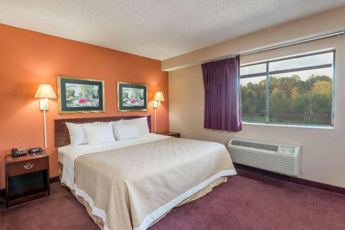Days Inn by Wyndham Pittsburgh-Harmarville ROOM_EXAMPLE