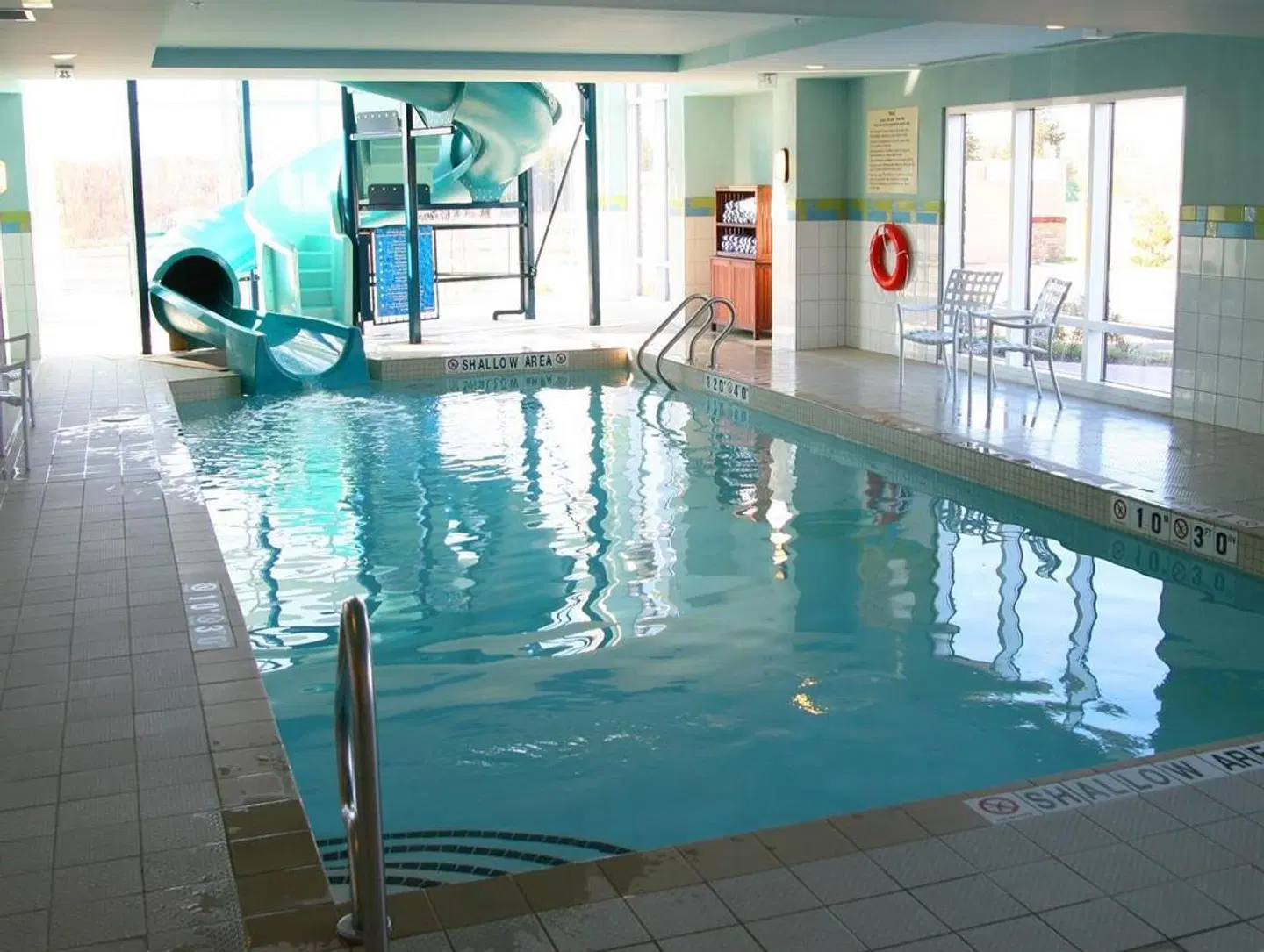 Hampton Inn & Suites by Hilton Moncton Hallenbad