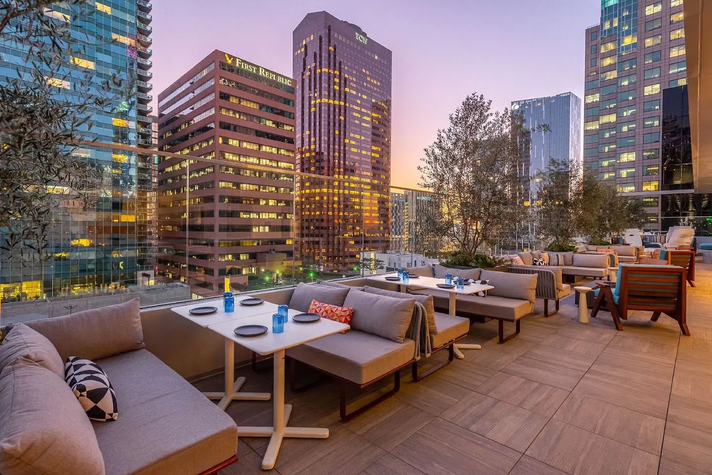 The Wayfarer Downtown LA Terrasse