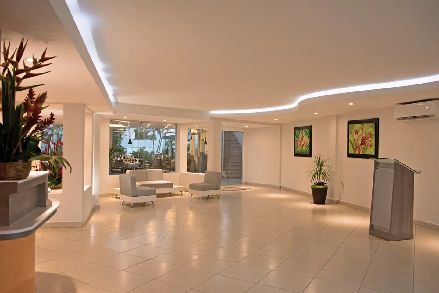 Tulija Palenque Hallenbad