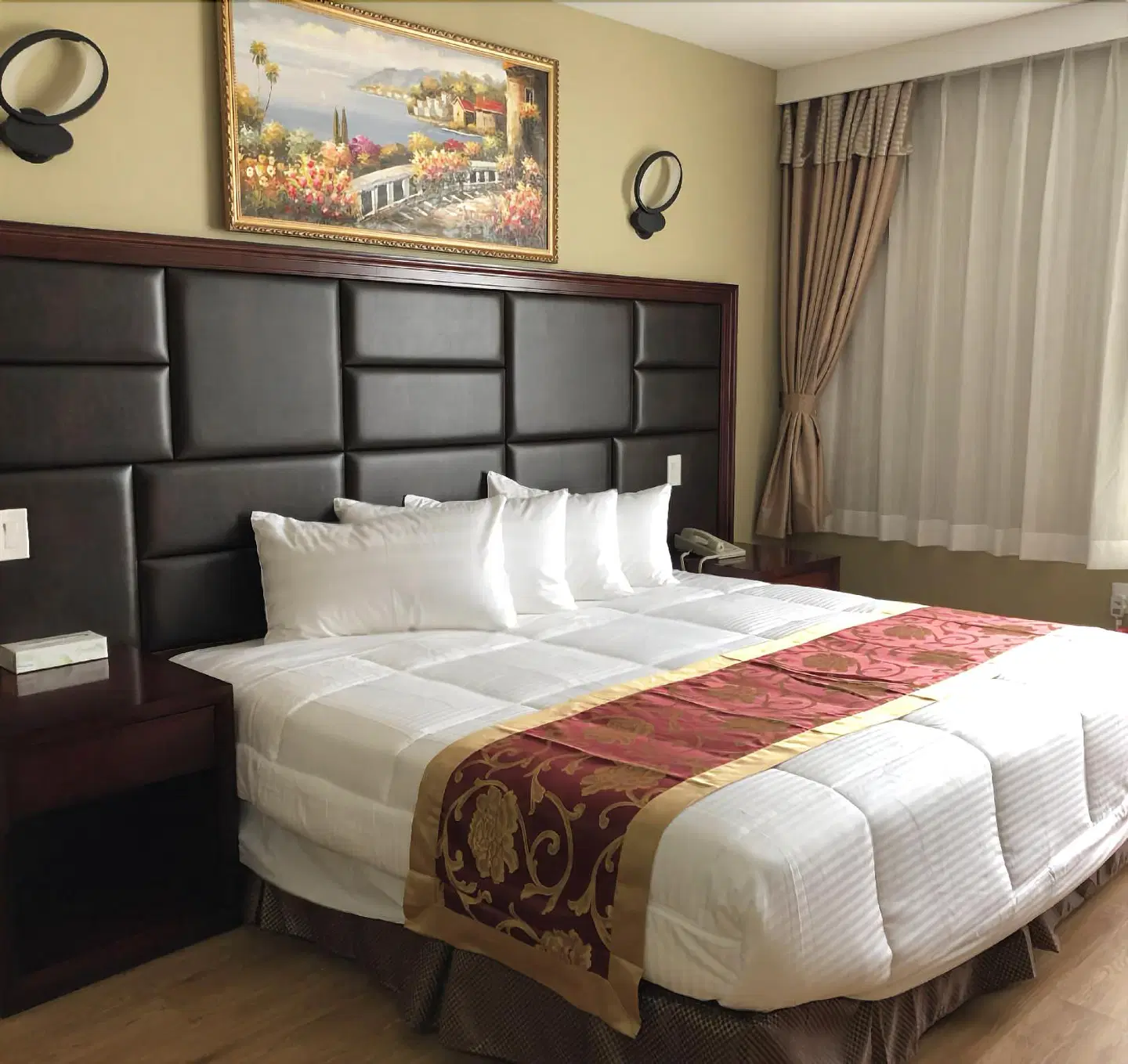 The Queens Hotel ROOM_EXAMPLE