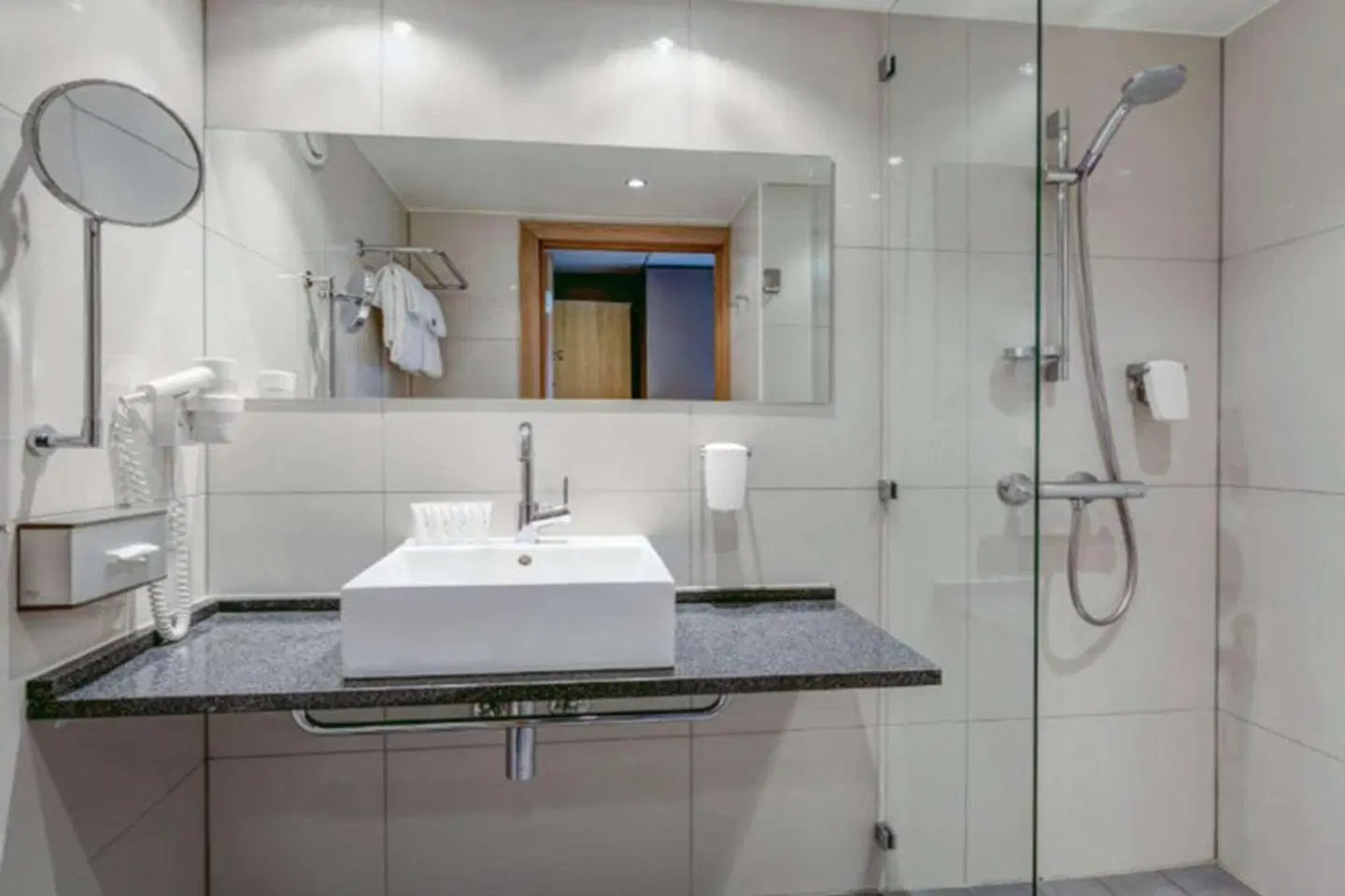 Quality Hotel Expo Badezimmer