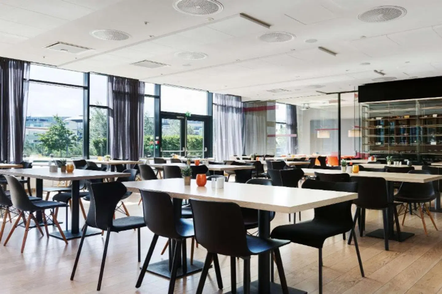 Quality Hotel Expo Bar