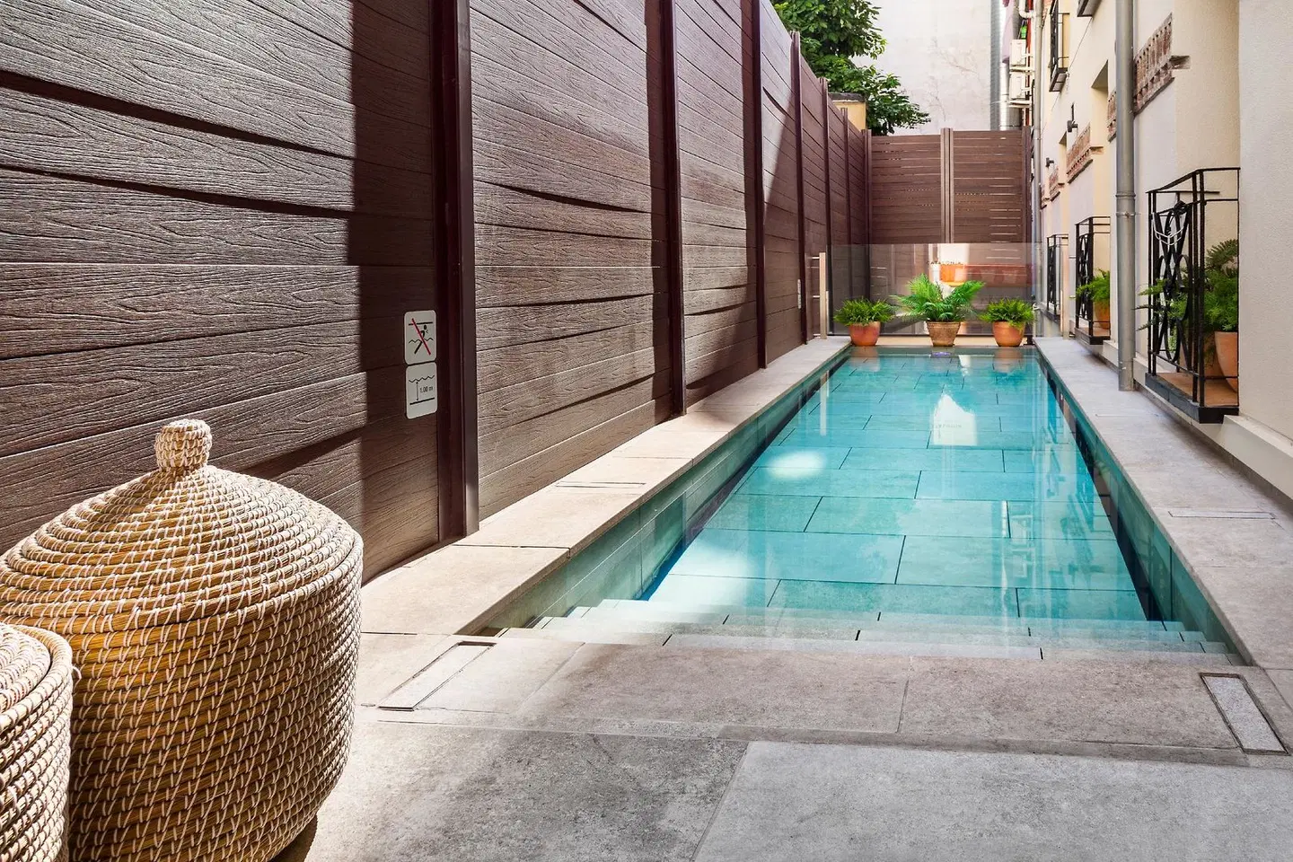 Catalonia Goya HEALTH_BEAUTY