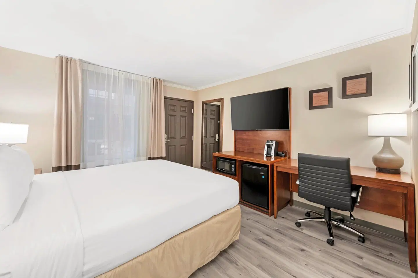 Comfort Inn Santa Monica ROOM_EXAMPLE