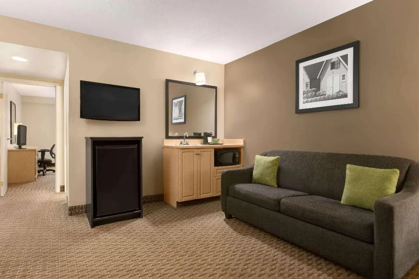 Travelodge Suites Moncton LOUNGE_LOBBY