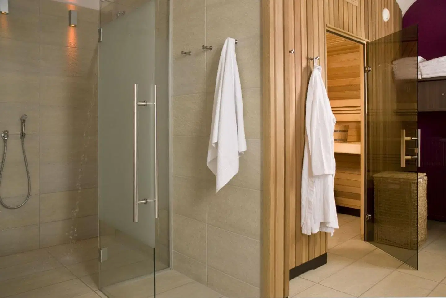 Mercure Grand Hotel Biedermeier Wien Badezimmer