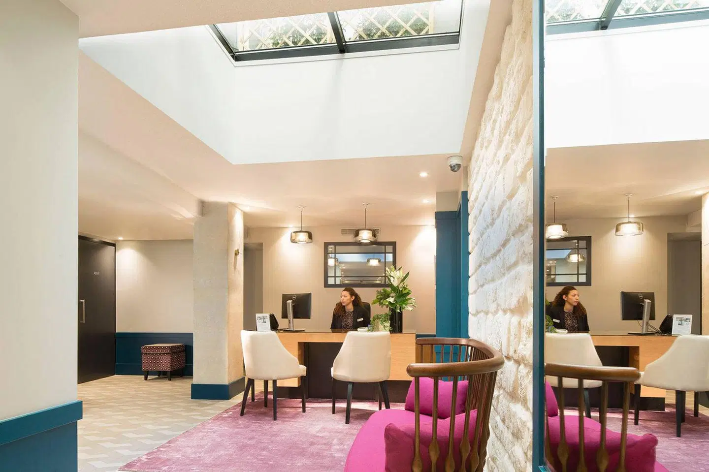 Les Matins de Paris LOUNGE_LOBBY